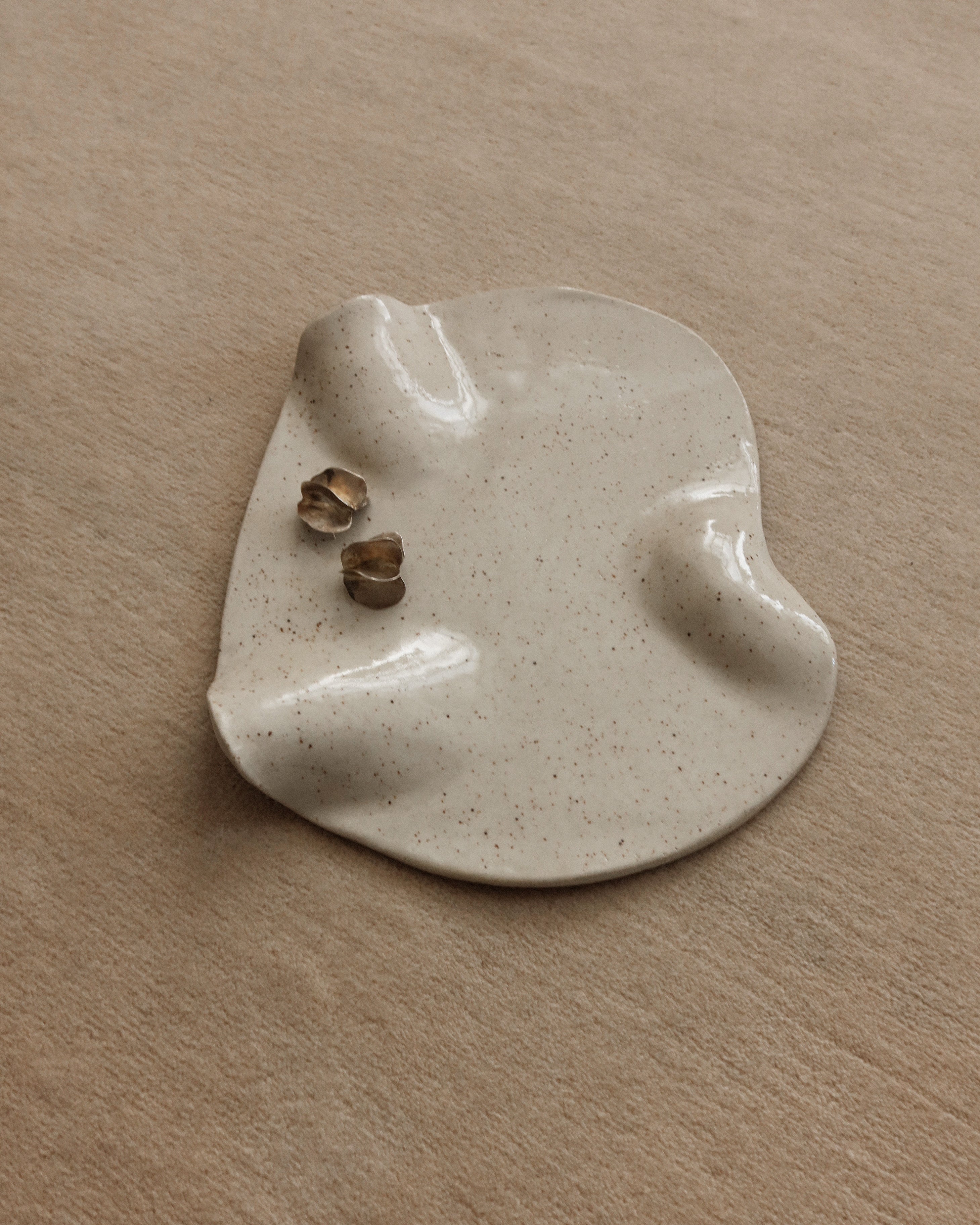 Speckled Dunes Serving Plate